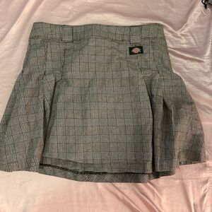 Women’s skirt